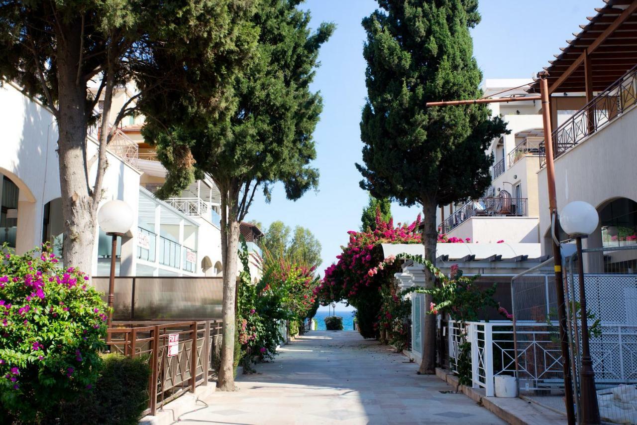 Galatex Beach Living By Trulycyprus Limassol Eksteriør billede