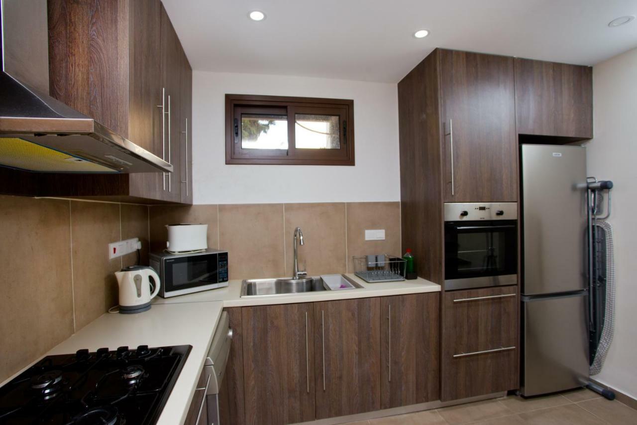 Galatex Beach Living By Trulycyprus Limassol Eksteriør billede