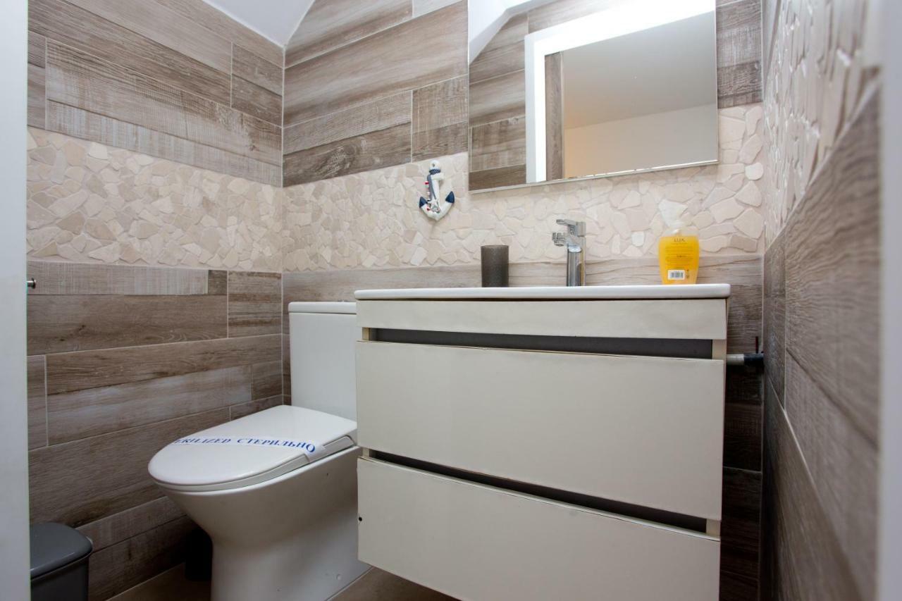 Galatex Beach Living By Trulycyprus Limassol Eksteriør billede